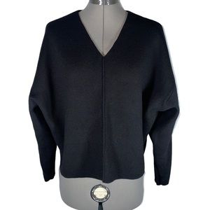 STOCKHOLM ATELIER WOMEN’S V-NECK SWEATER